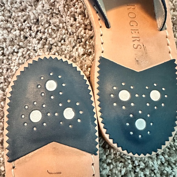 Jack Rogers Size 8 - Picture 3 of 6